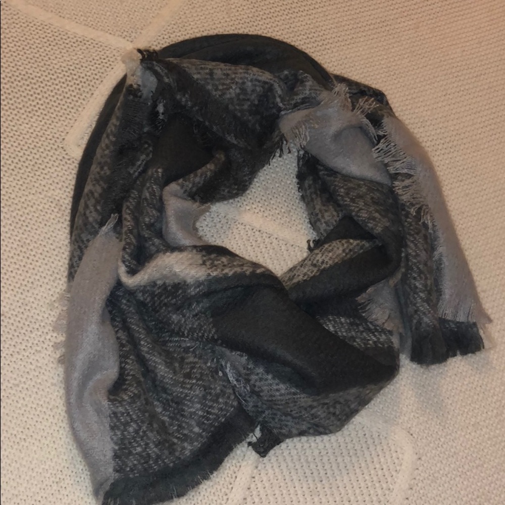 Ralph Lauren Scarf
